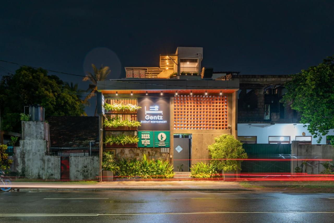 Gentz Residency & Restaurant Hotel Colombo Exterior photo